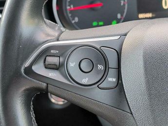 Vauxhall Grandland X 1.2 Turbo Sport Nav Auto Euro 6 (s/s) 5dr
