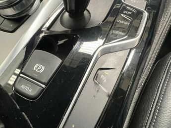 BMW 5 SERIES 530E M SPORT