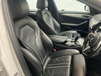 BMW 5 SERIES 530E M SPORT