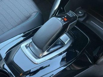 Peugeot 208 50kWh Allure Auto 5dr