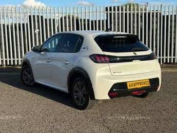 Peugeot 208 50kWh Allure Auto 5dr
