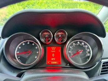 Vauxhall Zafira 1.4T 16V Exclusiv Auto Euro 5 5dr