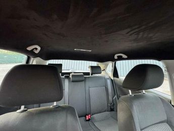 Volkswagen Polo Volkswagen Polo 1.2 SE 5 door Hatchback
