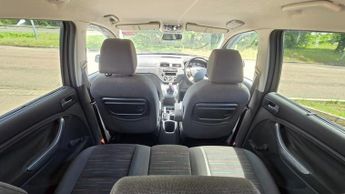 Ford C-Max ZETEC 100