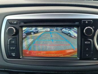 Toyota Yaris 1.33 Dual VVT-i SR Multidrive S Euro 5 5dr