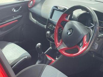 Renault Clio 0.9 TCe Dynamique S MediaNav Hatchback 5dr Petrol Manual Euro 5 