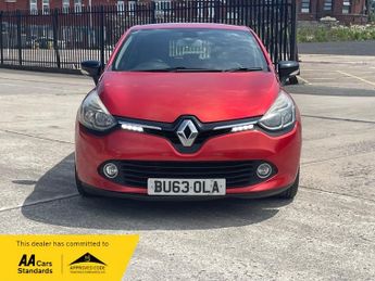 Renault Clio 0.9 TCe Dynamique S MediaNav Hatchback 5dr Petrol Manual Euro 5 