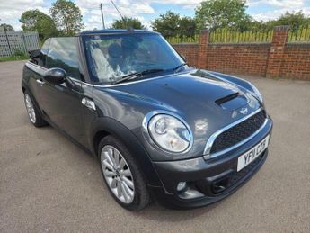 MINI Convertible 2.0 Cooper SD Auto Euro 5 2dr