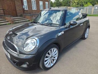 MINI Convertible 2.0 Cooper SD Auto Euro 5 2dr