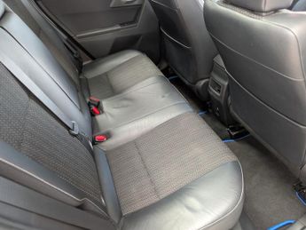 Toyota Auris VVT-I EXCEL