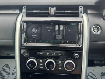 Land Rover Discovery 3.0 SD V6 HSE Luxury SUV 5dr Diesel Auto 4WD Euro 6 (s/s) (306 p
