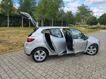 Renault Clio 1.5 dCi Dynamique MediaNav EDC Euro 5 5dr