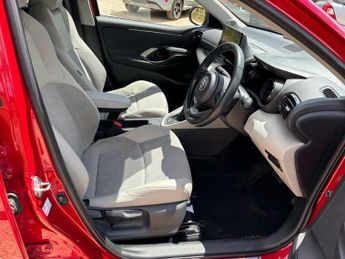 Toyota Yaris 1.5 VVT-h Excel E-CVT Euro 6 (s/s) 5dr