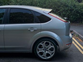 Ford Focus 2.0 Titanium Automatic 145 Bhp | 4 F/Keepers _ Full History (9 S