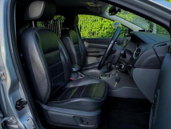 Ford Focus 2.0 Titanium Automatic 145 Bhp | 4 F/Keepers _ Full History (9 S