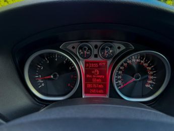 Ford Focus 2.0 Titanium Automatic 145 Bhp | 4 F/Keepers _ Full History (9 S
