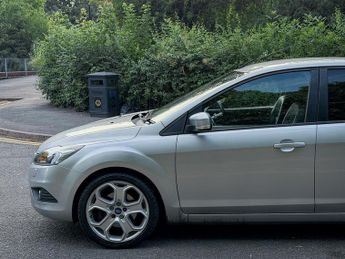 Ford Focus 2.0 Titanium Automatic 145 Bhp | 4 F/Keepers _ Full History (9 S