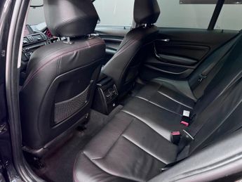 BMW 1 SERIES 118i SPORT