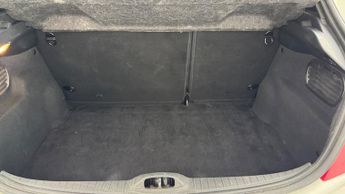 Peugeot 208 XY 1.6HDI 115PS 3DR