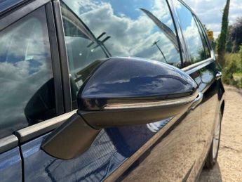 Volkswagen Golf 2.0 TDI BlueMotion Tech SE DSG Euro 6 (s/s) 5dr