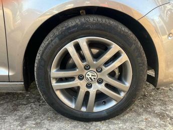 Volkswagen Golf Plus 2.0 TDI SE DSG Euro 5 5dr