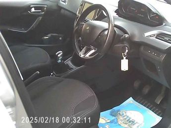 Peugeot 208 ALLURE