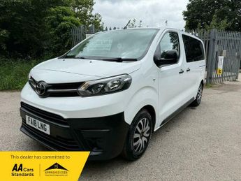 Toyota Verso D-4D L1 COMBI