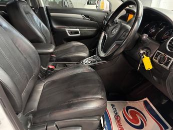 Vauxhall Antara 2.2 CDTi SE SUV 5dr Diesel Auto 4WD Euro 5 (SNav) (163 ps)