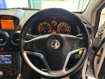 Vauxhall Antara 2.2 CDTi SE SUV 5dr Diesel Auto 4WD Euro 5 (SNav) (163 ps)