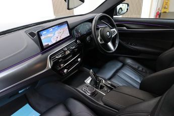 BMW 5 SERIES 520d M SPORT