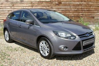 Ford Focus 1.6 Titanium Powershift Euro 5 5dr