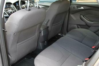 Ford Focus 1.6 Titanium Powershift Euro 5 5dr