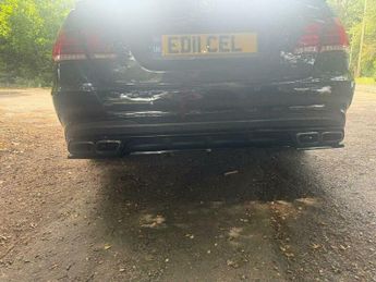 Mercedes-Benz E Class 5.5 E63 V8 BiTurbo AMG SpdS MCT Euro 6 (s/s) 4dr