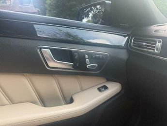 Mercedes-Benz E Class 5.5 E63 V8 BiTurbo AMG SpdS MCT Euro 6 (s/s) 4dr