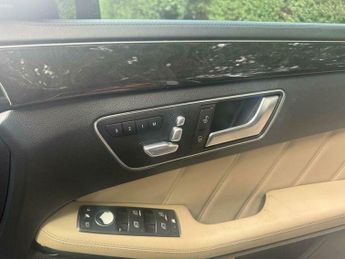 Mercedes-Benz E Class 5.5 E63 V8 BiTurbo AMG SpdS MCT Euro 6 (s/s) 4dr