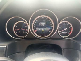 Mercedes-Benz E Class 5.5 E63 V8 BiTurbo AMG SpdS MCT Euro 6 (s/s) 4dr