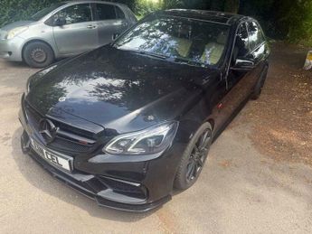Mercedes-Benz E Class 5.5 E63 V8 BiTurbo AMG SpdS MCT Euro 6 (s/s) 4dr