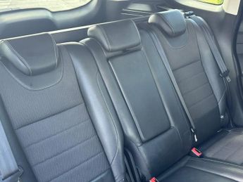 Ford Kuga 2.0 TDCi Titanium SUV 5dr Diesel Manual 2WD Euro 6 (s/s) (150 ps