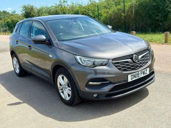 Vauxhall Grandland 1.2 Turbo SE Euro 6 (s/s) 5dr