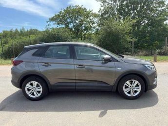 Vauxhall Grandland X 1.2 Turbo SE Euro 6 (s/s) 5dr