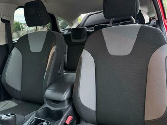 Ford Focus 1.6T EcoBoost Zetec S Euro 5 (s/s) 5dr
