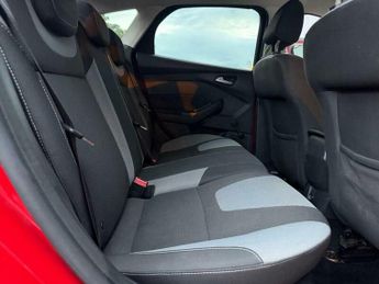 Ford Focus 1.6T EcoBoost Zetec S Euro 5 (s/s) 5dr