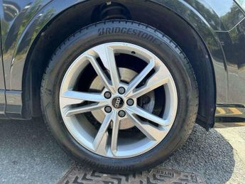 Audi Q3 1.5 TFSI CoD 35 S line S Tronic Euro 6 (s/s) 5dr