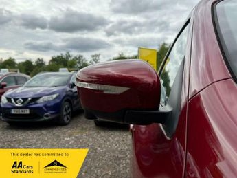 Nissan Juke 1.6 Tekna XTRON Euro 6 5dr