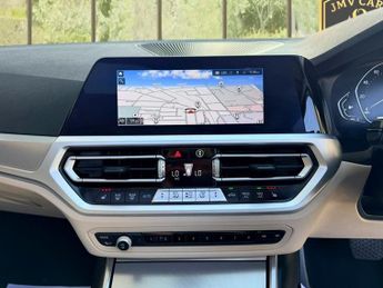 BMW 3 SERIES 320i SPORT