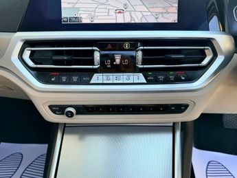 BMW 3 SERIES 320i SPORT