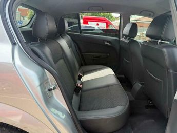 Vauxhall Astra 1.8i 16v Design 5dr