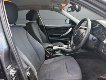 BMW 3 SERIES 2.0 318d SE Auto Euro 5 (s/s) 4dr