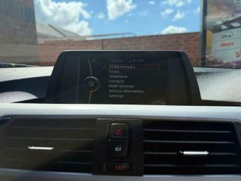 BMW 3 SERIES 2.0 318d SE Auto Euro 5 (s/s) 4dr