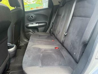 Nissan Juke 1.6 Acenta Premium CVT Euro 5 5dr